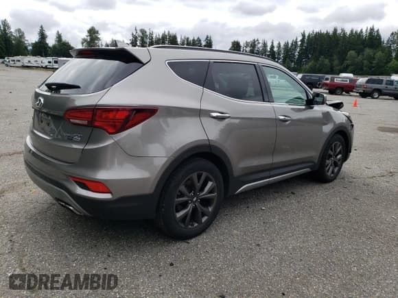 ✅ 2018 Hyundai Santa Fe Ultimate • VIN: 5NMZWDLA9JH105249 • Лот: 59544274. Опубликован ранее на Copart с пробегом 38 390 миль. Бесплатный доступ к архиву аукционных продаж из США и подробный отчёт об истории автомобиля на DreamBid. Изображение 3.