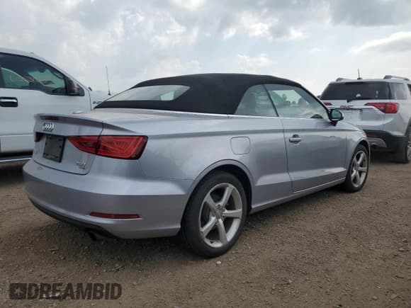 ✅ 2015 Audi A3 • VIN: WAU7FLFF1F1032028 • Лот: 66086475. Опубликован ранее на Copart с пробегом 108 326 миль. Бесплатный доступ к архиву аукционных продаж из США и подробный отчёт об истории автомобиля на DreamBid. Изображение 3.