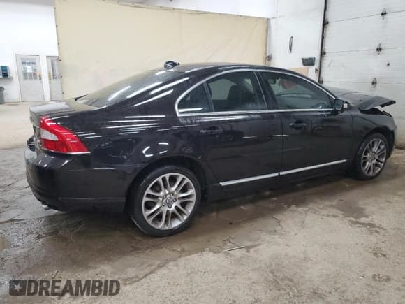 ✅ 2008 Volvo S80 V8 • VIN: YV1AH852681078689 • Lot: 59257144. Listed on Copart with 152,957 mi. Free auction sales archive from the USA and detailed vehicle history report at DreamBid. Image 3.