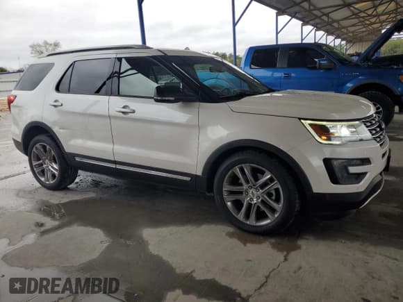 ✅ 2016 Ford Explorer XLT • VIN: 1FM5K7D8XGGA60289 • Lot: 90308505. Wystawiony na Copart z przebiegiem 153 842 mil. Bezpłatny archiwum sprzedaży aukcyjnych z USA i szczegółowy raport historii pojazdu na DreamBid. Zdjęcie 4.