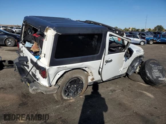 ✅ 2016 Jeep Wrangler Willys Wheeler • VIN: 1C4AJWAG4GL268204 • Lot: 86538775. Listed on Copart with 34,254 mi. Free auction sales archive from the USA and detailed vehicle history report at DreamBid. Image 3.