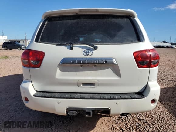 ✅ 2012 Toyota Sequoia Platinum • VIN: 5TDDW5G17CS071287 • Lot: 80321245. Listed on Copart with 198,646 mi. Free auction sales archive from the USA and detailed vehicle history report at DreamBid. Image 6.