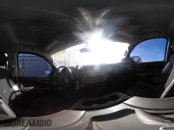 ✅ 2015 Chevrolet Silverado 2500HD LT • VIN: 1GC1KVEG0FF104267 • Lot: 41137131. Wystawiony na IAAI z przebiegiem 191 139 mil. Bezpłatny archiwum sprzedaży aukcyjnych z USA i szczegółowy raport historii pojazdu na DreamBid. Zdjęcie 19.