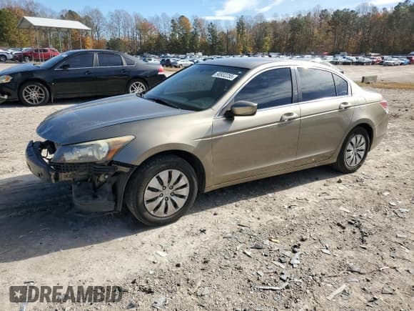 ✅ 2010 Honda Accord LX • VIN: 1HGCP2F3XAA012868 • Лот: 90932255. Опубликован ранее на Copart с пробегом 159 803 миль. Бесплатный доступ к архиву аукционных продаж из США и подробный отчёт об истории автомобиля на DreamBid. Изображение 1.
