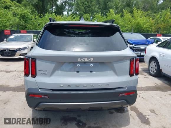 2022 Kia Sorento X-Line S z VIN 5XYRLDLC0NG095849, wystawiony jako IAAI lot #42663893 z przebiegiem 42 132 mil mil oraz . Historia ofert i sprzedaży dostępna na DreamBid. Obrazek 16.