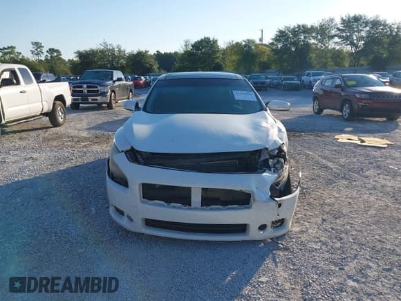 ✅ 2011 Nissan Maxima SV • VIN: 1N4AA5AP8BC817377 • Lot: 43120966. Wystawiony na IAAI z przebiegiem 123 794 mil. Bezpłatny archiwum sprzedaży aukcyjnych z USA i szczegółowy raport historii pojazdu na DreamBid. Zdjęcie 12.