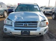 ✅ 2007 Toyota Highlander w/3rd Row • VIN: JTEEW21A570046033 • Lot: 40702974. Wystawiony na IAAI z przebiegiem Nie podano. Bezpłatny archiwum sprzedaży aukcyjnych z USA i szczegółowy raport historii pojazdu na DreamBid. Zdjęcie 11.