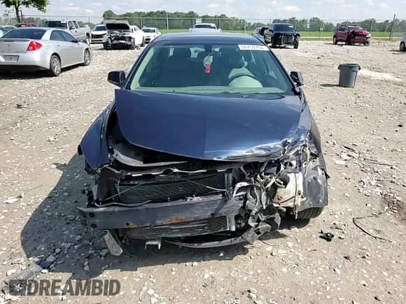 2012 Chevrolet Malibu 1LT z VIN 1G1ZC5E00CF283899, wystawiony jako Copart lot #58759764 z przebiegiem 180 471 mil mil oraz Czysty tytuł • Clean title. Historia ofert i sprzedaży dostępna na DreamBid. Obrazek 10.