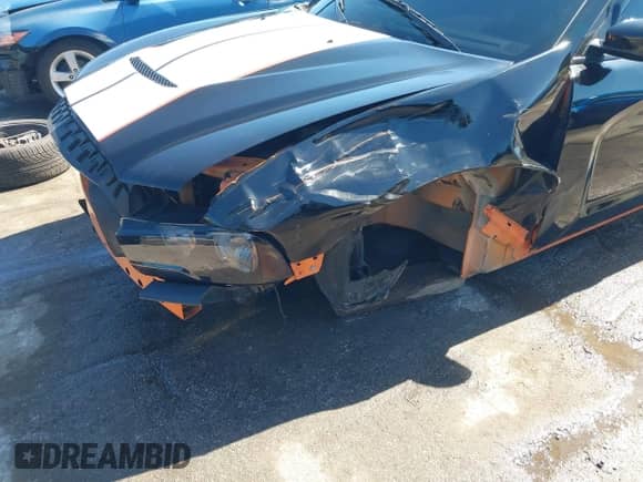 ✅ 2014 Dodge Charger RT • VIN: 2C3CDXCT3EH283596 • Lot: 43059244. Wystawiony na IAAI z przebiegiem 102 322 mil. Bezpłatny archiwum sprzedaży aukcyjnych z USA i szczegółowy raport historii pojazdu na DreamBid. Zdjęcie 6.