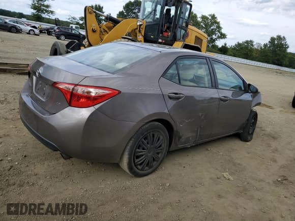 ✅ 2018 Toyota Corolla L • VIN: 2T1BURHE9JC119920 • Lot: 70959565. Listed on Copart with 123,539 mi. Free auction sales archive from the USA and detailed vehicle history report at DreamBid. Image 3.