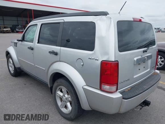 ✅ 2010 Dodge Nitro SXT • VIN: 1D4PU5GK8AW121691 • Lot: 42735788. Listed on IAAI with 206,284 mi. Free auction sales archive from the USA and detailed vehicle history report at DreamBid. Image 3.