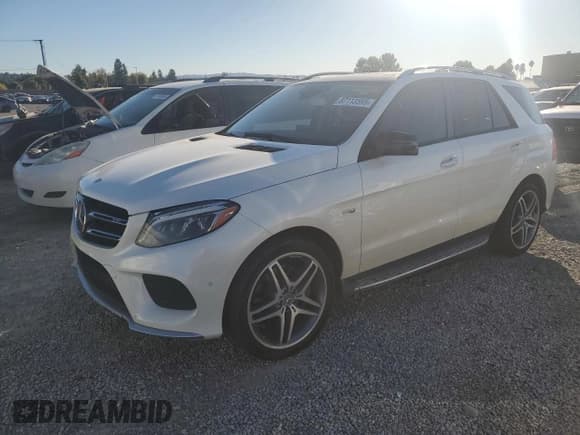 ✅ 2018 Mercedes-Benz GLE 43 AMG • VIN: 4JGDA6EB3JB094825 • Lot: 87113595. Wystawiony na Copart z przebiegiem 86 821 mil. Bezpłatny archiwum sprzedaży aukcyjnych z USA i szczegółowy raport historii pojazdu na DreamBid. Zdjęcie 1.