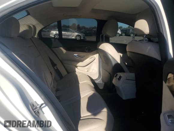 ✅ 2017 Mercedes-Benz C 300 • VIN: 55SWF4KB5HU202729 • Lot: 87404385. Listed on Copart with 198,840 mi. Free auction sales archive from the USA and detailed vehicle history report at DreamBid. Image 10.