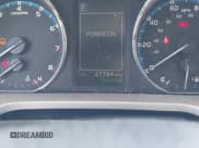 ✅ 2017 Toyota RAV4 Limited • VIN: 2T3YFREV3HW397625 • Лот: 42953858. Опубликован ранее на IAAI с пробегом 27 784 миль. Бесплатный доступ к архиву аукционных продаж из США и подробный отчёт об истории автомобиля на DreamBid. Изображение 16.