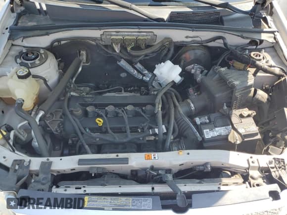 ✅ 2010 Ford Escape Limited • VIN: 1FMCU0E71AKB50787 • Лот: 81117535. Опубликован ранее на Copart с пробегом 162 610 миль. Бесплатный доступ к архиву аукционных продаж из США и подробный отчёт об истории автомобиля на DreamBid. Изображение 12.