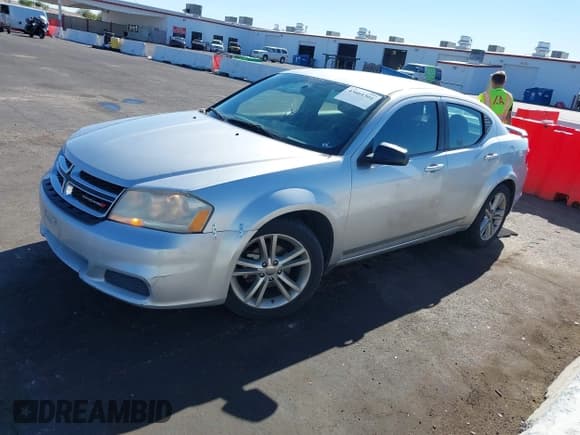 ✅ 2012 Dodge Avenger SE • VIN: 1C3CDZAG5CN314398 • Лот: 43661301. Опубликован ранее на IAAI с пробегом 138 161 миль. Бесплатный доступ к архиву аукционных продаж из США и подробный отчёт об истории автомобиля на DreamBid. Изображение 2.