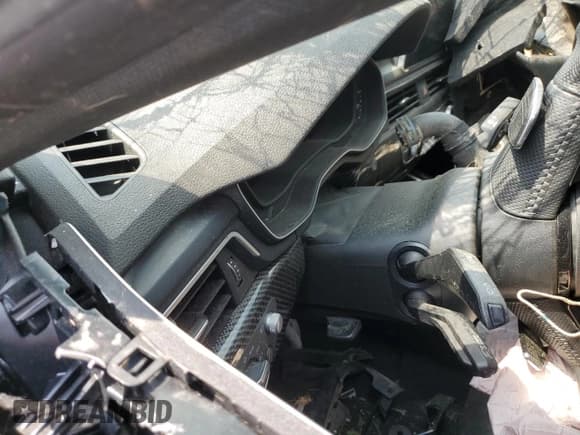 ✅ 2018 Audi RS 5 • VIN: WUAPWAF5XJA903051 • Lot: 58961315. Listed on Copart with Not provided. Free auction sales archive from the USA and detailed vehicle history report at DreamBid. Image 9.