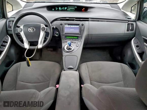 ✅ 2010 Toyota Prius II • VIN: JTDKN3DU2A1310638 • Lot: 95327815. Listed on Copart with 177,560 mi. Free auction sales archive from the USA and detailed vehicle history report at DreamBid. Image 8.