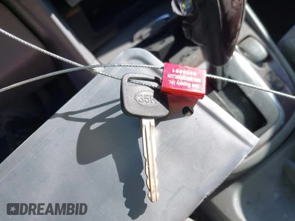 ✅ 2005 Suzuki XL7 LX • VIN: JS3TY92V554101569 • Лот: 42991389. Опубликован ранее на IAAI с пробегом 150 083 миль. Бесплатный доступ к архиву аукционных продаж из США и подробный отчёт об истории автомобиля на DreamBid. Изображение 11.