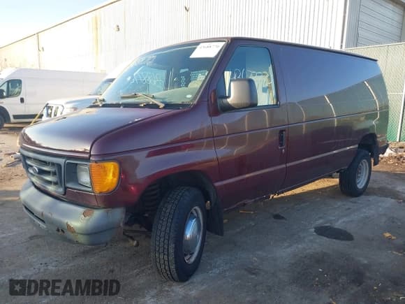 ✅ 2006 Ford Econoline Cargo • VIN: 1FTNE24L66HA72273 • Лот: 43688770. Опубликован ранее на IAAI с пробегом 87 750 миль. Бесплатный доступ к архиву аукционных продаж из США и подробный отчёт об истории автомобиля на DreamBid. Изображение 17.