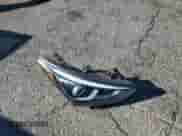 2018 Hyundai Santa Fe 2.4L with VIN 5XYZT3LB2JG509984, listed as a Copart auction lot 85510595 with 103,988 mi miles and Salvage title. Bid and sale history available at DreamBid. Image 13.