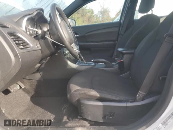 ✅ 2014 Dodge Avenger SXT • VIN: 1C3CDZCB6EN217733 • Лот: 79551144. Опубликован ранее на Copart с пробегом 157 228 миль. Бесплатный доступ к архиву аукционных продаж из США и подробный отчёт об истории автомобиля на DreamBid. Изображение 7.