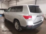 ✅ 2011 Toyota Highlander • VIN: 5TDBK3EHXBS057647 • Lot: 40473934. Listed on IAAI with 191,875 mi. Free auction sales archive from the USA and detailed vehicle history report at DreamBid. Image 3.