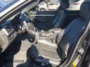 ✅ 2018 BMW 3 Series 340i xDrive • VIN: WBA8Y3C57JG451291 • Лот: 45725545. Опубликован ранее на Copart с пробегом 75 492 миль. Бесплатный доступ к архиву аукционных продаж из США и подробный отчёт об истории автомобиля на DreamBid. Изображение 7.