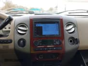 ✅ 2005 Ford F-150 XLT • VIN: 1FTPW14515KC38332 • Lot: 43743007. Listed on IAAI with 215,091 mi. Free auction sales archive from the USA and detailed vehicle history report at DreamBid. Image 15.