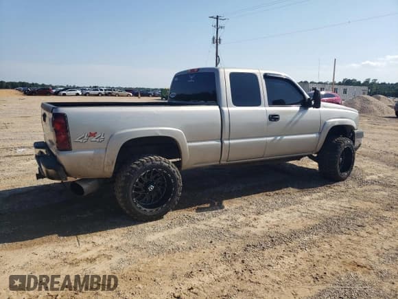 ✅ 2007 Chevrolet Silverado 2500HD LT2 • VIN: 1GCHK29D17E136598 • Lot: 51532615. Listed on Copart with 349,023 mi. Free auction sales archive from the USA and detailed vehicle history report at DreamBid. Image 3.