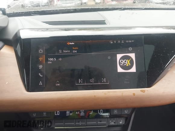 ✅ 2024 Audi e-tron GT Premium Plus • VIN: WAUFJBFW0R7000208 • Лот: 40787476. Опубликован ранее на IAAI с пробегом 7 765 миль. Бесплатный доступ к архиву аукционных продаж из США и подробный отчёт об истории автомобиля на DreamBid. Изображение 19.