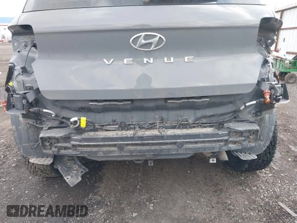 ✅ 2022 Hyundai Venue SEL • VIN: KMHRC8A35NU148758 • Lot: 41796339. Listed on IAAI with 28,785 mi. Free auction sales archive from the USA and detailed vehicle history report at DreamBid. Image 6.