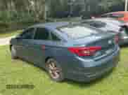 2016 Hyundai Sonata SE z VIN 5NPE24AF7GH268034, wystawiony jako Copart lot #71292845 z przebiegiem 213 528 mil mil oraz Czysty tytuł • Clean title. Historia ofert i sprzedaży dostępna na DreamBid. Obrazek 3.