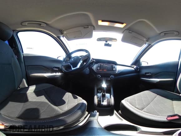 ✅ 2019 Nissan Kicks S • VIN: 3N1CP5CU8KL518421 • Лот: 43008387. Опубликован ранее на IAAI с пробегом 50 593 миль. Бесплатный доступ к архиву аукционных продаж из США и подробный отчёт об истории автомобиля на DreamBid. Изображение 19.