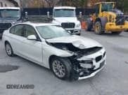 ✅ 2017 BMW 3 Series 320i xDrive • VIN: WBA8E5G38HNU44076 • Лот: 43557943. Опубликован ранее на IAAI с пробегом 140 100 миль. Бесплатный доступ к архиву аукционных продаж из США и подробный отчёт об истории автомобиля на DreamBid. Изображение 1.