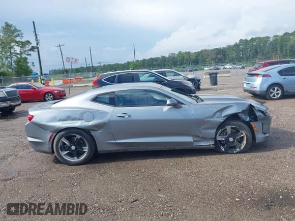 ✅ 2023 Chevrolet Camaro 1LS • VIN: 1G1FB1RX9P0158558 • Lot: 42901273. Listed on IAAI with 29,744 mi. Free auction sales archive from the USA and detailed vehicle history report at DreamBid. Image 13.
