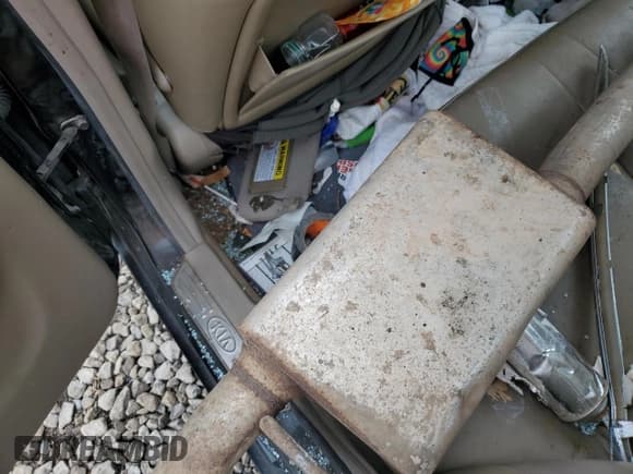 ✅ 2003 Kia Optima LX • VIN: KNAGD128035201333 • Лот: 78242864. Опубликован ранее на Copart с пробегом 168 119 миль. Бесплатный доступ к архиву аукционных продаж из США и подробный отчёт об истории автомобиля на DreamBid. Изображение 12.