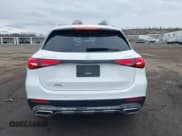 ✅ 2023 Mercedes-Benz GLC 300 • VIN: W1NKM4HBXPF029614 • Lot: 41633136. Wystawiony na IAAI z przebiegiem 12 810 mil. Bezpłatny archiwum sprzedaży aukcyjnych z USA i szczegółowy raport historii pojazdu na DreamBid. Zdjęcie 17.