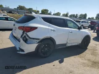 ✅ 2017 Hyundai Santa Fe Ultimate • VIN: 5XYZWDLAXHG447314 • Лот: 85910775. Опубликован ранее на Copart с пробегом 121 017 миль. Бесплатный доступ к архиву аукционных продаж из США и подробный отчёт об истории автомобиля на DreamBid. Изображение 3.