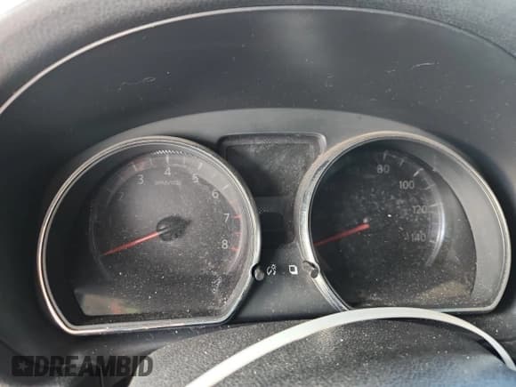 ✅ 2014 Nissan Versa SV • VIN: 3N1CN7AP5EL804603 • Lot: 92406405. Wystawiony na Copart z przebiegiem Nie podano. Bezpłatny archiwum sprzedaży aukcyjnych z USA i szczegółowy raport historii pojazdu na DreamBid. Zdjęcie 9.