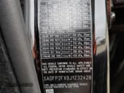 ✅ 2018 Jaguar E-Pace SE • VIN: SADFP2FX9J1Z32428 • Лот: 67662962. Опубликован ранее на Copart с пробегом 43 834 миль. Бесплатный доступ к архиву аукционных продаж из США и подробный отчёт об истории автомобиля на DreamBid. Изображение 13.