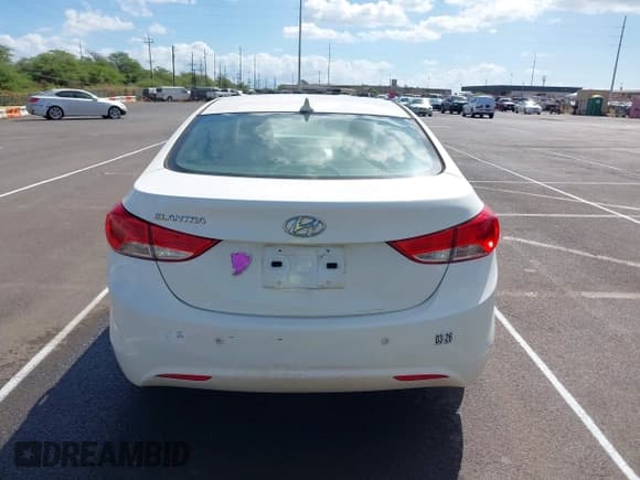 ✅ 2012 Hyundai Elantra Limited • VIN: 5NPDH4AE6CH113065 • Lot: 43195347. Listed on IAAI with 228,462 mi. Free auction sales archive from the USA and detailed vehicle history report at DreamBid. Image 17.