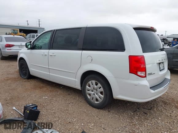 ✅ 2017 Dodge Grand Caravan SE • VIN: 2C4RDGBG6HR830725 • Lot: 43538226. Wystawiony na IAAI z przebiegiem 195 318 mil. Bezpłatny archiwum sprzedaży aukcyjnych z USA i szczegółowy raport historii pojazdu na DreamBid. Zdjęcie 3.