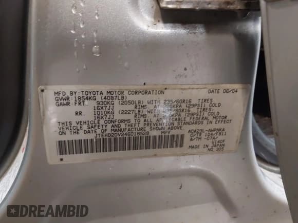 ✅ 2004 Toyota RAV4 • VIN: JTEHD20V246018528 • Lot: 43147354. Listed on IAAI with 205,590 mi. Free auction sales archive from the USA and detailed vehicle history report at DreamBid. Image 9.