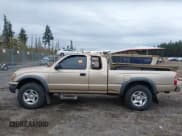 ✅ 2002 Toyota Tacoma PreRunner • VIN: 5TESN92N32Z009480 • Lot: 43749832. Listed on IAAI with 212,775 mi. Free auction sales archive from the USA and detailed vehicle history report at DreamBid. Image 15.