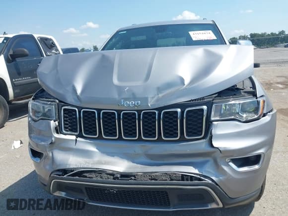 ✅ 2020 Jeep Grand Cherokee Limited • VIN: 1C4RJEBG3LC266045 • Lot: 43151674. Listed on IAAI with 101,084 mi. Free auction sales archive from the USA and detailed vehicle history report at DreamBid. Image 6.