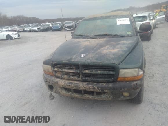 ✅ 2000 Dodge Dakota Sport • VIN: 1B7HG2AZ6YS661541 • Lot: 41674406. Wystawiony na IAAI z przebiegiem 204 117 mil. Bezpłatny archiwum sprzedaży aukcyjnych z USA i szczegółowy raport historii pojazdu na DreamBid. Zdjęcie 13.