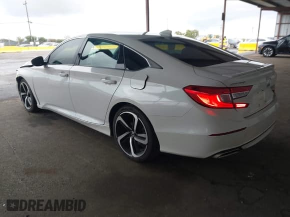 ✅ 2020 Honda Accord Sport • VIN: 1HGCV2F33LA022621 • Lot: 43449358. Listed on IAAI with 62,826 mi. Free auction sales archive from the USA and detailed vehicle history report at DreamBid. Image 3.