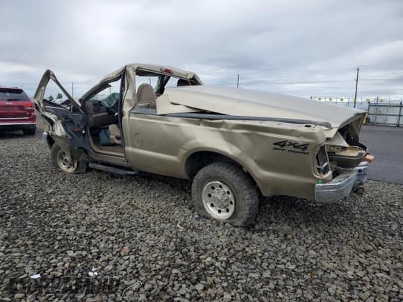 ✅ 2001 Ford F-250 XL • VIN: 1FTNF21L21ED32342 • Лот: 91827635. Опубликован ранее на Copart с пробегом 118 745 миль. Бесплатный доступ к архиву аукционных продаж из США и подробный отчёт об истории автомобиля на DreamBid. Изображение 2.