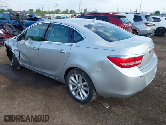 ✅ 2014 Buick Verano Convenience Group • VIN: 1G4PR5SK8E4155729 • Lot: 42996367. Wystawiony na IAAI z przebiegiem 111 072 mil. Bezpłatny archiwum sprzedaży aukcyjnych z USA i szczegółowy raport historii pojazdu na DreamBid. Zdjęcie 3.